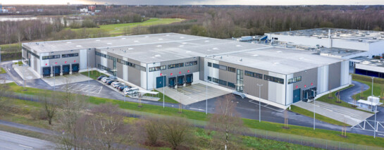 Die von der BEOS AG beauftragte Logistikimmobilie in Norderstedt bei Hamburg bietet insgesamt 10.200 Quadratmeter und wurde mit einem Zertifikat der DGNB in Gold ausgezeichnet.