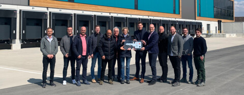 Logistikzentrum Voerde/Emmelsum pünktlich übergeben