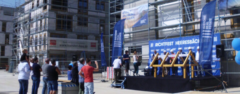 Neubau in historischem Ambiente: Richtfest ehemalige Heeresbäckerei in Leipzig. 