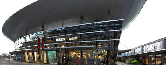 Adidas top outlet wolfsburg