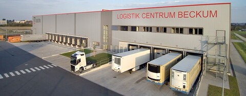 In der 2016 in Beckum erbauten Immobilie managed die B Logistik Waren für verschiedene Industriekunden und Nahrungsmittel.