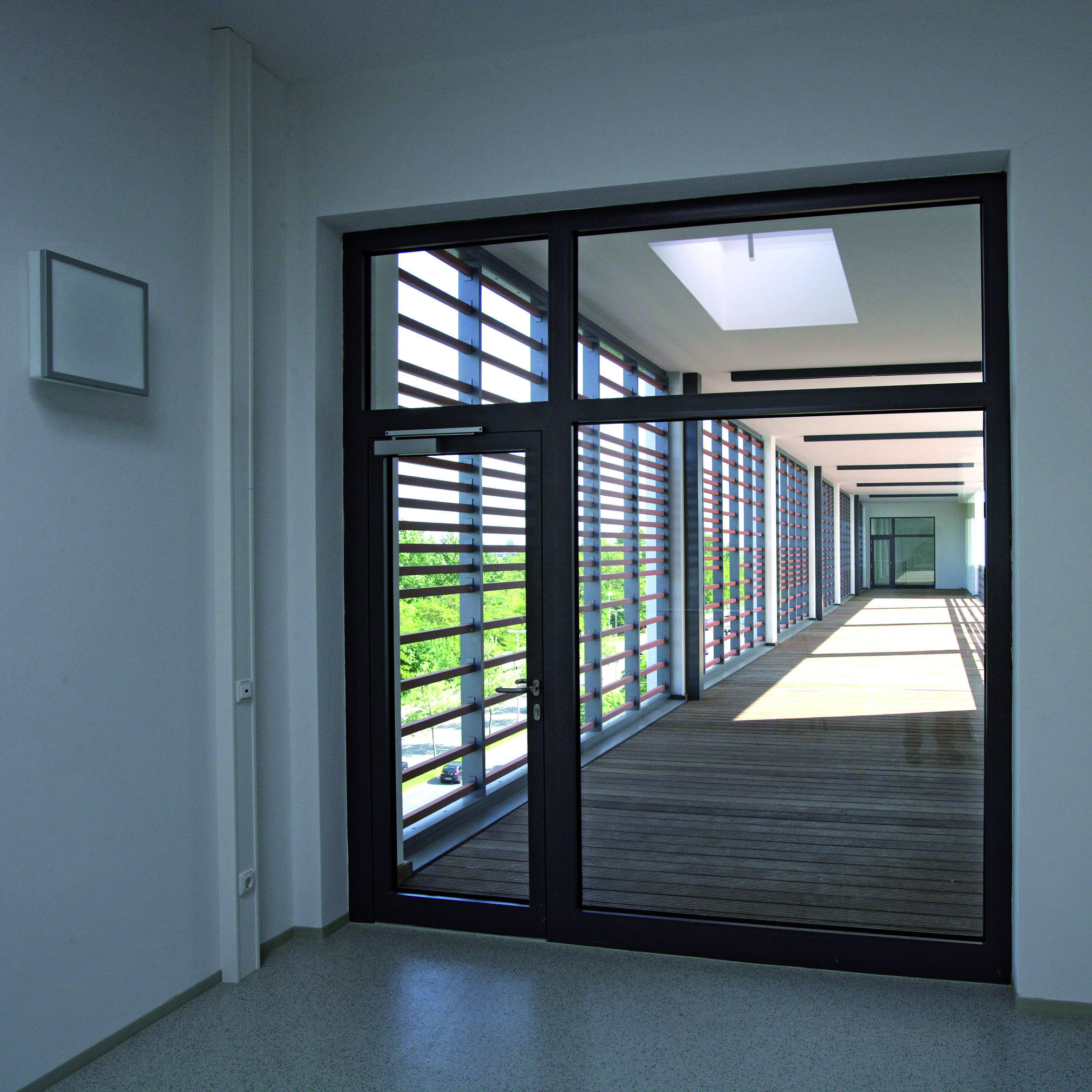 Grundstein F 252 R Langj 228 Hrige Erfolgreiche Zusammenarbeit
