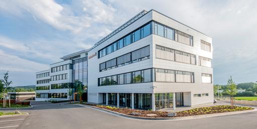 Hochmoderne Unternehmenszentrale umgesetzt