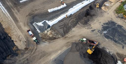 Köster dichtet Deponie in Watenbüttel ab 