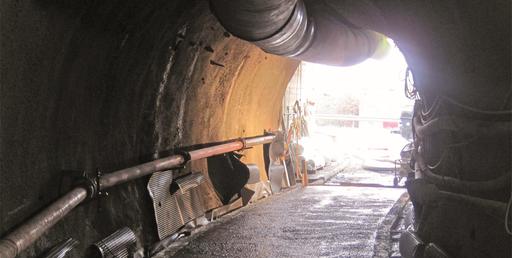 Anschluss an bestehenden Tunnel