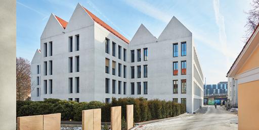 Rohbau eines Büro- und Verwaltungsgebäudes