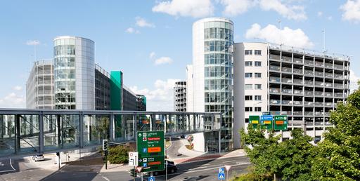 Schnelle Erreichbarkeit durch direkte Verbindung zum Hauptterminal